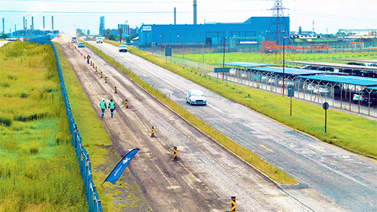 Road resurfacing works in progress on Bergius Road
